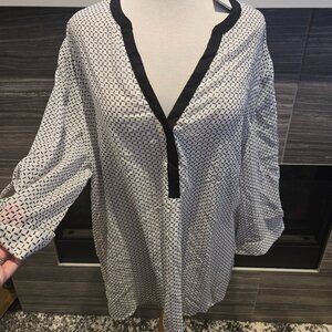 NWT George Plus Geometric Print V-Neck Blouse - 3X